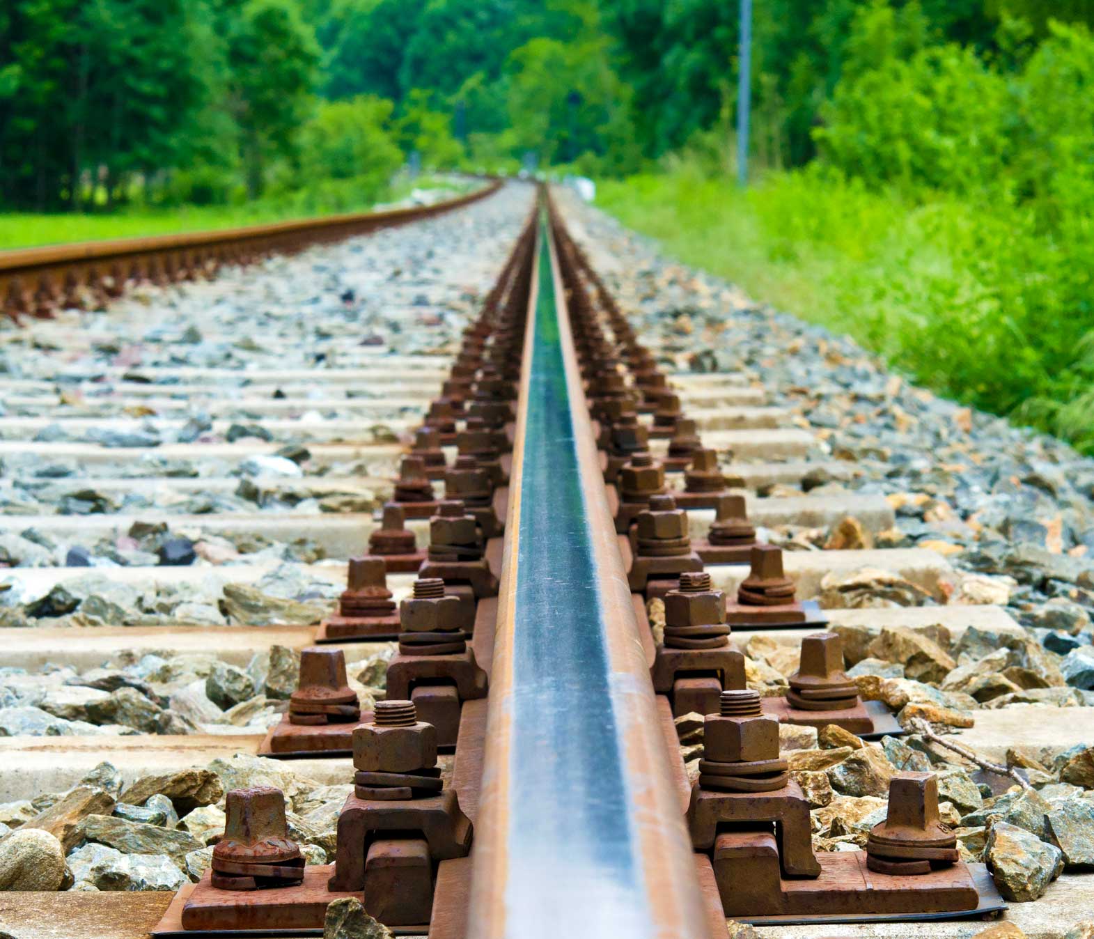 Analysis of rail defect detection methods